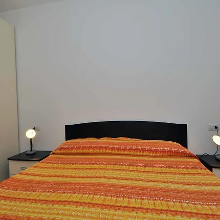 Casa Ciclamino Apartmán *